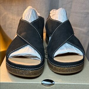 Clarks Kassandra Step Black Nubuck Comfort Sandals Size 10